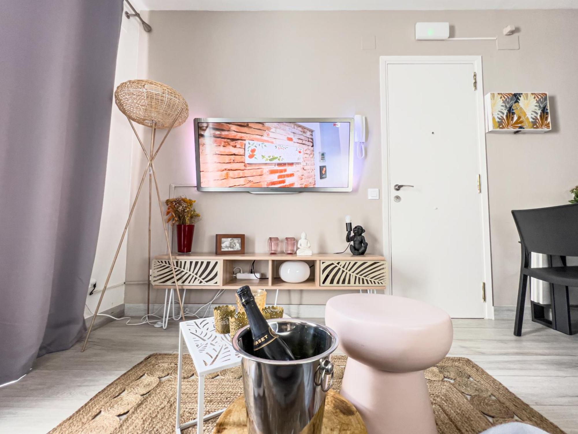 Amazing 2 Bedroom Apartment With Big Sun Terrace Sitges Centre Beach ภายนอก รูปภาพ