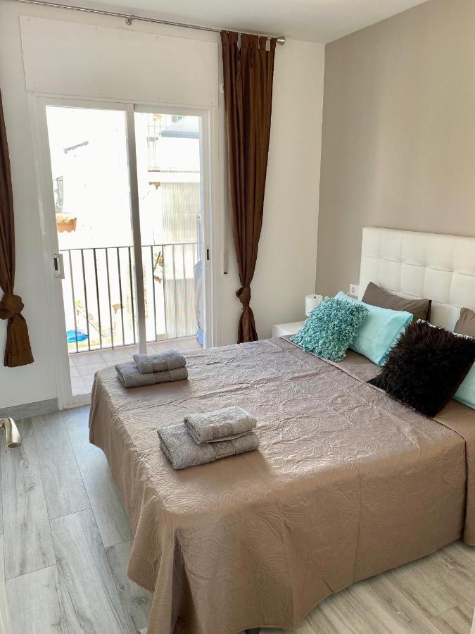 Amazing 2 Bedroom Apartment With Big Sun Terrace Sitges Centre Beach ภายนอก รูปภาพ